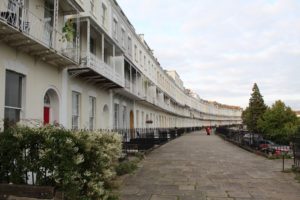 Photo 3: view along the west portion of Royal York Crescent